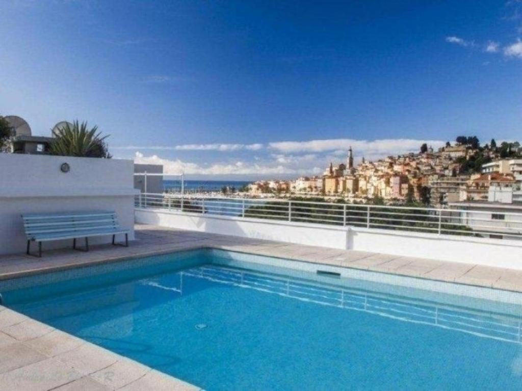 Le Lodge, T2 Classe 3 Etoiles Avec Jardin, Parking, Piscine & Mer A 2 Pas マントン エクステリア 写真